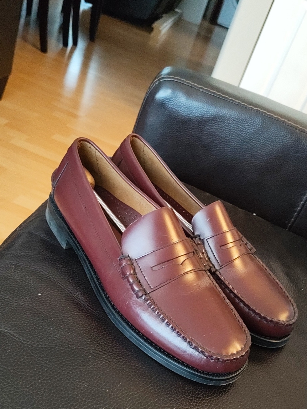 Sebago Men's Wine/Burgundy Leather Penny Loafers